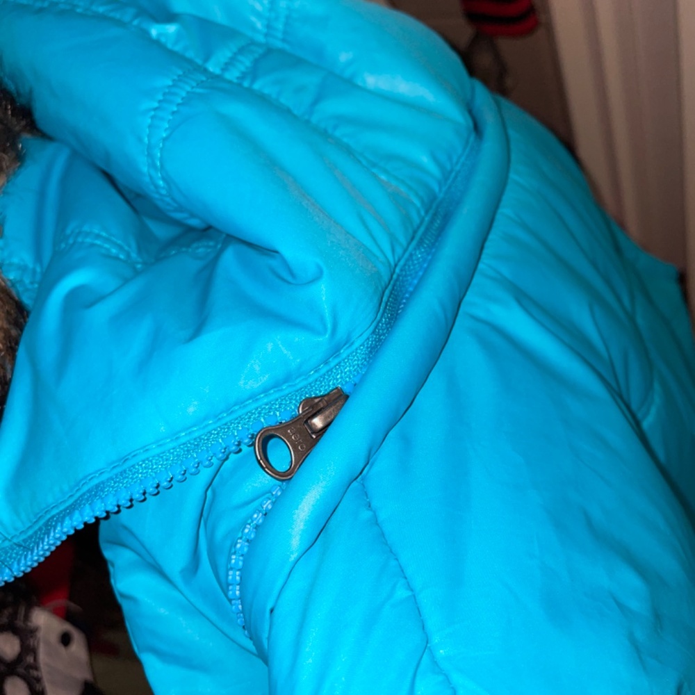 Puff Vest - Picture 4 of 5